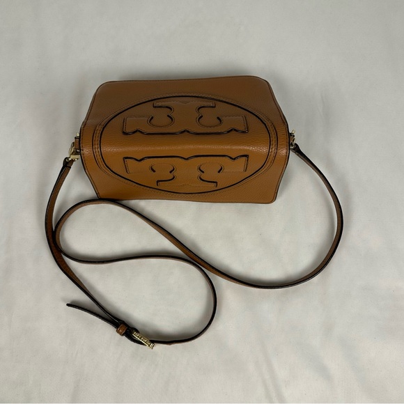 RARE GEM!! Tory Burch All T Crossbody Bag in Bark - Picture 5 of 16